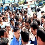 रतलाम मंडी में बाहरी आड़तियों का विरोध, एक मत नहीं व्यापारी | Mandi Me Traders Divided On The Issue