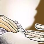 शहडोल में कियोस्क की अनुमति के बदले रिश्वत लेते सेंट्रल बैंक अधिकारी गिरफ्तार, जबलपुर CBI की टीम ने की बड़ी कार्रवाई