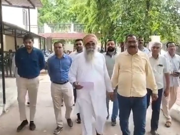 सीहोर में पेट्रोल पंप कर्मी पर हमले से एसोसिएशन नाराज: डीजल विवाद के बाद चाकूबाजी, CCTV के आधार पर आरोपियों की गिरफ्तारी की मांग – Sehore News सीहोर में पेट्रोल पंप कर्मी पर हमले से एसोसिएशन नाराज: डीजल विवाद के बाद चाकूबाजी, CCTV के आधार पर आरोपियों की गिरफ्तारी की मांग – Sehore News