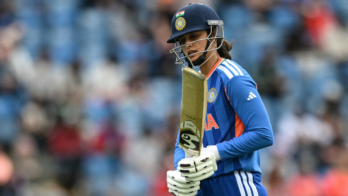 स्मृति मंधाना ने हरमनप्रीत-मिताली को छोड़ा पीछे, T20 WC में खेली छठी फिफ्टी प्लस रनों की पारी स्मृति मंधाना ने हरमनप्रीत-मिताली को छोड़ा पीछे, T20 WC में खेली छठी फिफ्टी प्लस रनों की पारी