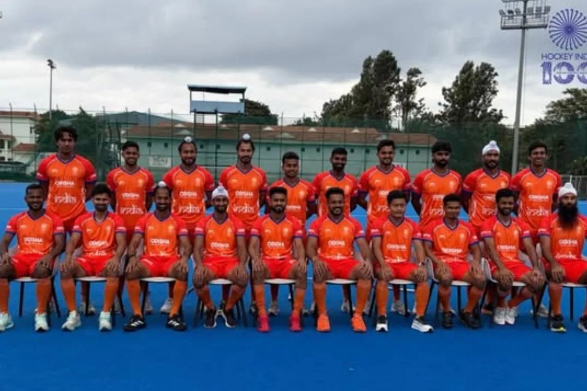 FIH वर्ल्ड कप के लिए नीले की जगह ‘भगवा’ हुई टीम इंडिया की जर्सी तो पूर्व कप्तान ने उठाए सवाल