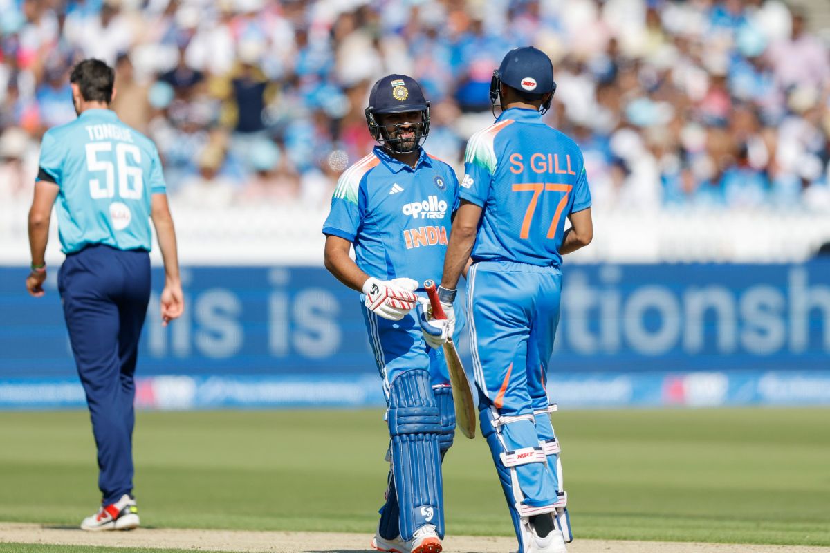 IND vs ENG: लॉर्ड्स में हार के बाद शुभमन गिल ने गेंदबाजों पर फोड़ा ठीकरा, बताया कैसे 3 ओवर पड़े भारी IND vs ENG: लॉर्ड्स में हार के बाद शुभमन गिल ने गेंदबाजों पर फोड़ा ठीकरा, बताया कैसे 3 ओवर पड़े भारी