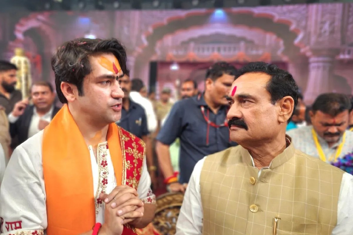 अचानक दिल्ली पहुंचे नरोत्तम मिश्रा, दतिया में बीजेपी प्रत्याशी के लिए हलचल तेज | Bjp Leader Narottam Mishra Suddenly Arrived In Delhi From Datia