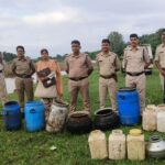 दो गांवों में 60 हजार लीटर अवैध शराब जप्त:  घरों में ही चला रहे थे शराब बनाने की फैक्ट्री; 450 लीटर लाहन भी नष्ट किया – Guna News
