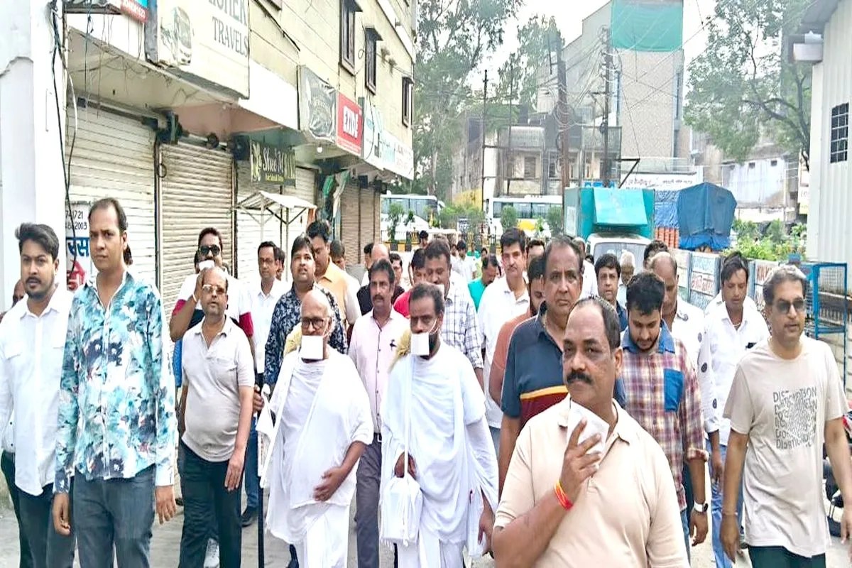 रतलाम में जैन संत ने कही बड़ी बात…तो कार्य होंगे सिद्ध | Jain Saint Makes A Significant Statement In Ratlam रतलाम में जैन संत ने कही बड़ी बात…तो कार्य होंगे सिद्ध | Jain Saint Makes A Significant Statement In Ratlam