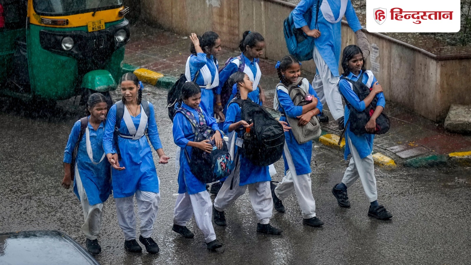 18 अगस्त को बंद रहेंगे स्कूल? झमाझम बारिश के बीच क्या कल रहेगी छुट्टी, क्या है IMD का अपडेट 18 अगस्त को बंद रहेंगे स्कूल? झमाझम बारिश के बीच क्या कल रहेगी छुट्टी, क्या है IMD का अपडेट