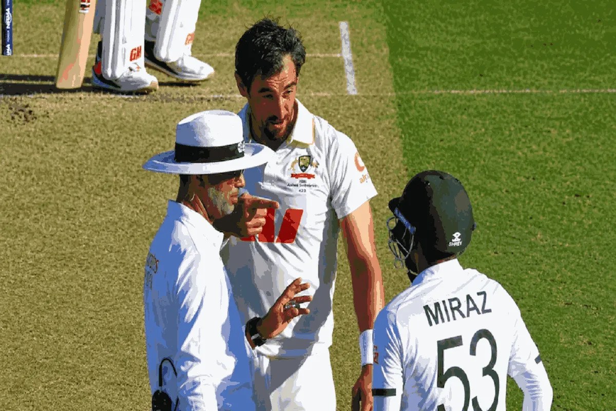 AUS vs BAN: ऑस्ट्रेलिया-बांग्लादेश मैच में बवाल, आपस में भिड़े मिराज और स्टार्क, अंपायर को करना पड़ा बीचबचाव, VIDEO