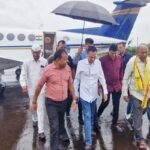 Chhindwara News: बड़ा हादसा टला, टेक-ऑफ से पहले प्लेन के इंजन में आई खराबी, नकुलनाथ-हरीश चौधरी थे सवार | Nakul Nath Harish Choudhary Plane Technical Fault