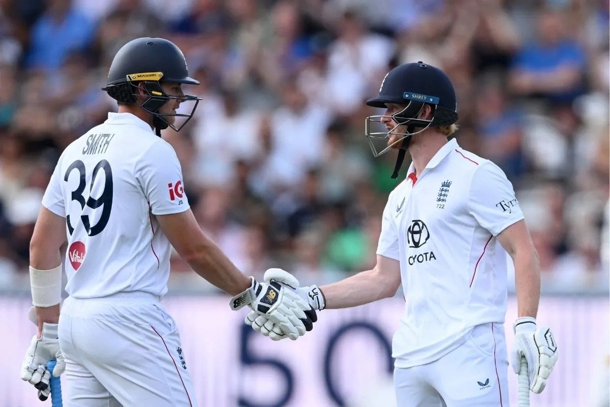 ENG vs PAK 2nd Test: 11वें नंबर के बल्लेबाज ने पाकिस्तानी गेंदबाजों को विकेट के लिए तरसाया, अंत तक रहा नाबाद ENG vs PAK 2nd Test: 11वें नंबर के बल्लेबाज ने पाकिस्तानी गेंदबाजों को विकेट के लिए तरसाया, अंत तक रहा नाबाद