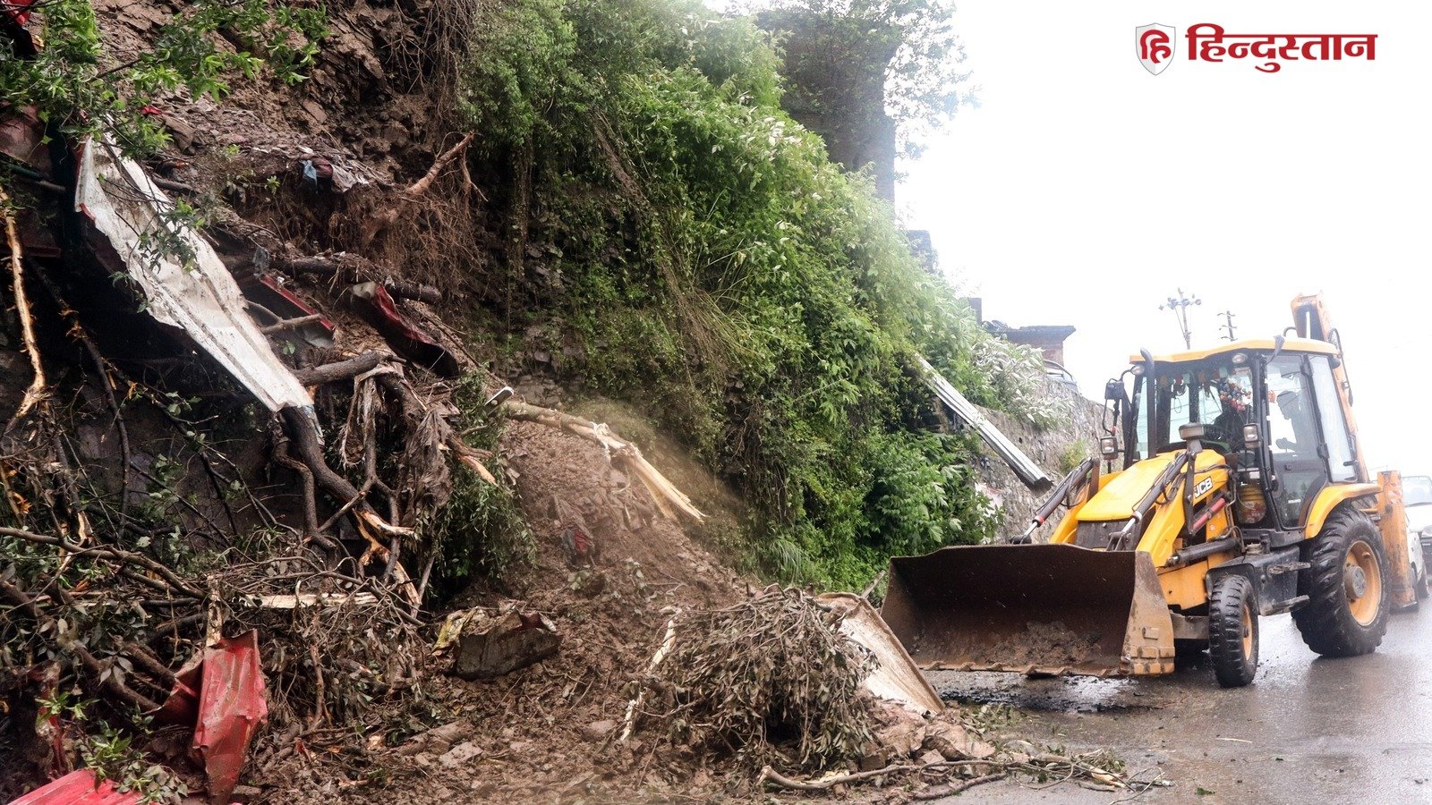 Himachal Weather: हिमाचल में बारिश-भूस्खलन से 100 से ज्यादा सड़कें बंद, IMD ने दी राहत की तारीख Himachal Weather: हिमाचल में बारिश-भूस्खलन से 100 से ज्यादा सड़कें बंद, IMD ने दी राहत की तारीख