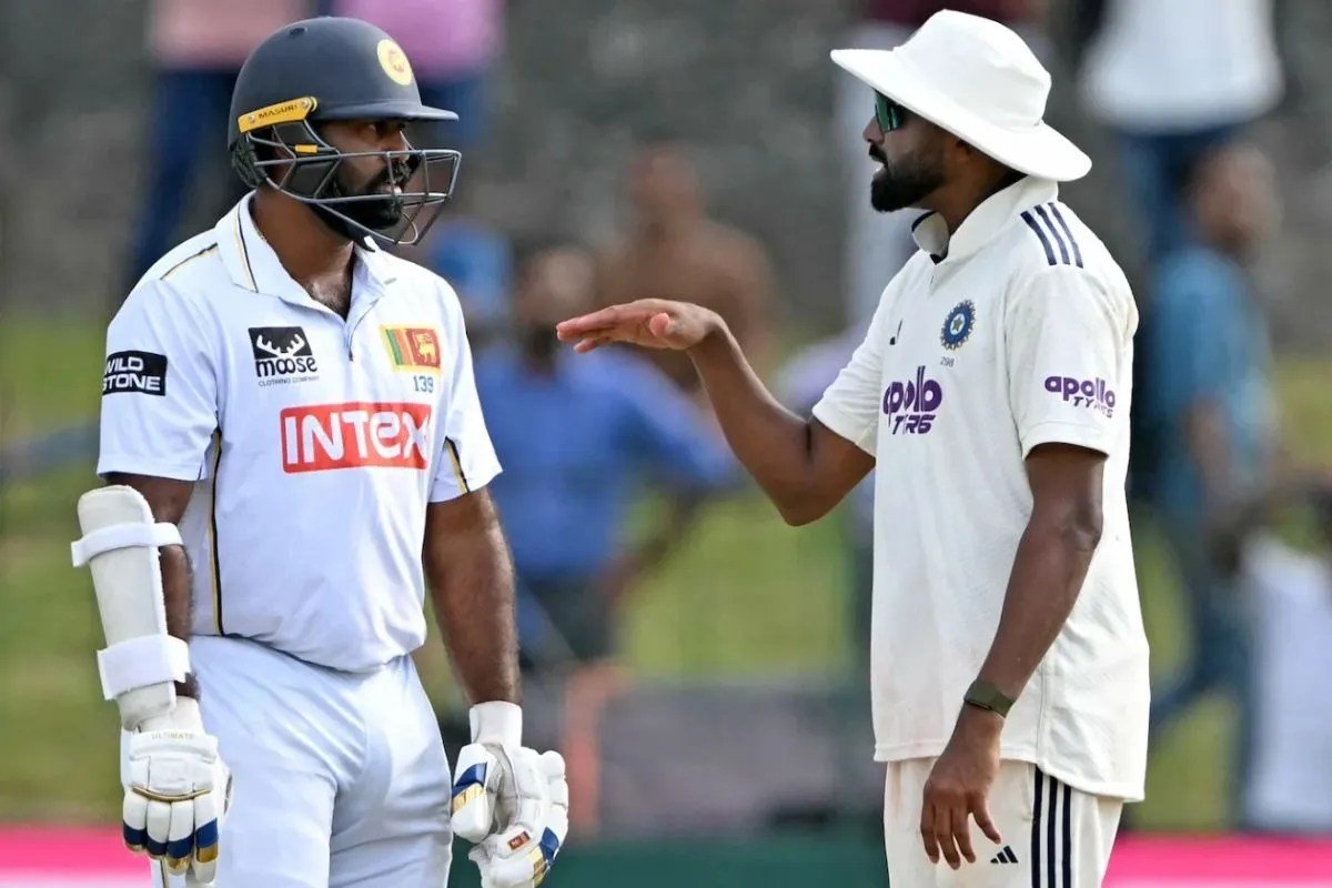 IND vs SL: श्रीलंका तीसरे दिन 265/8, पसिंदु के बाद सोनल दिनुशा की नाबाद फिफ्टी ने बचाई लाज, फॉलोआन का खतरा बरकरार