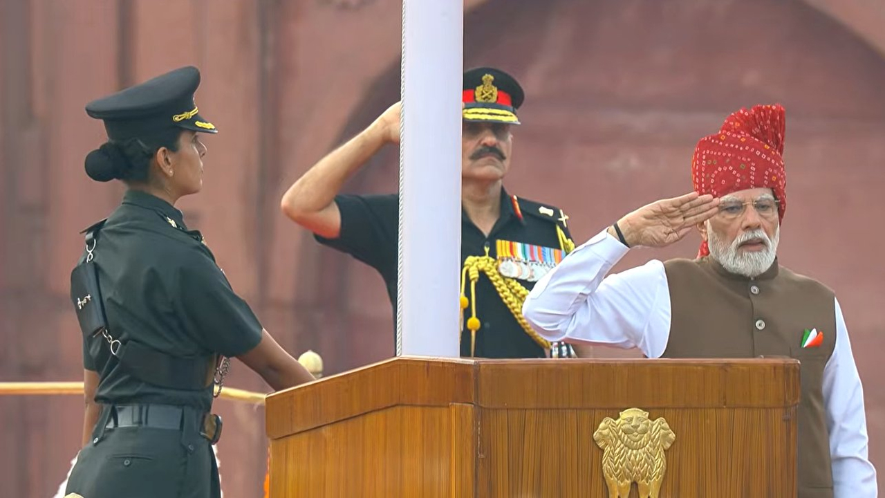 Independence Day 2026: PM मोदी बोले- कच्चे तेल के लिए दूसरे देशों पर निर्भरता हमारी गलत सोच का कारण – Vindhya Bhaskar Independence Day 2026: PM मोदी बोले- कच्चे तेल के लिए दूसरे देशों पर निर्भरता हमारी गलत सोच का कारण – Vindhya Bhaskar