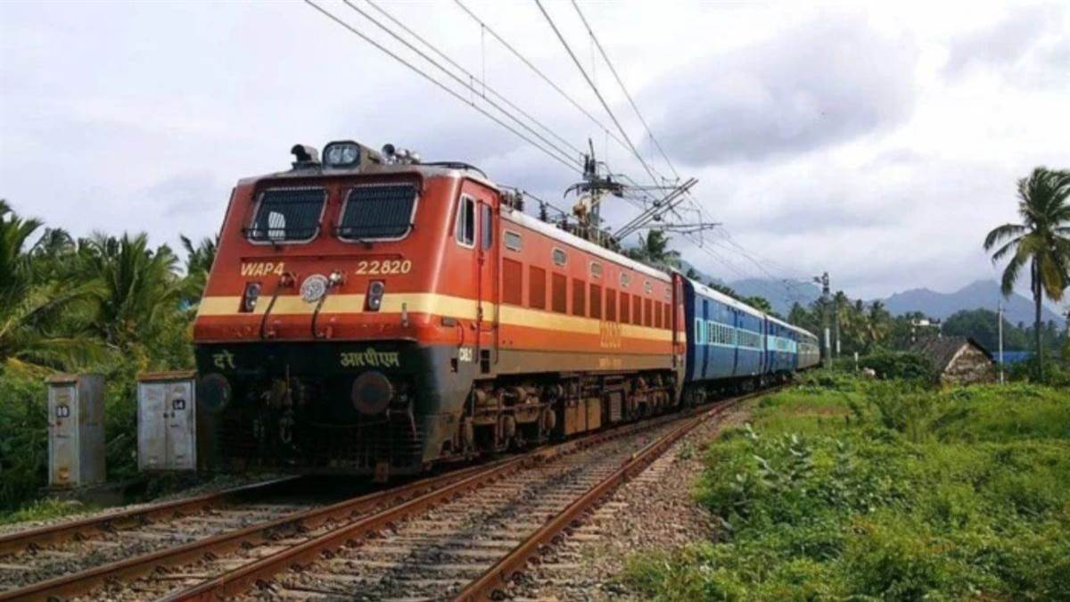 खंडवा में रुकेगी पुणे-जबलपुर साप्ताहिक ट्रेन, मिली मंजूरी, लंबे समय से की जा रही थी मांग