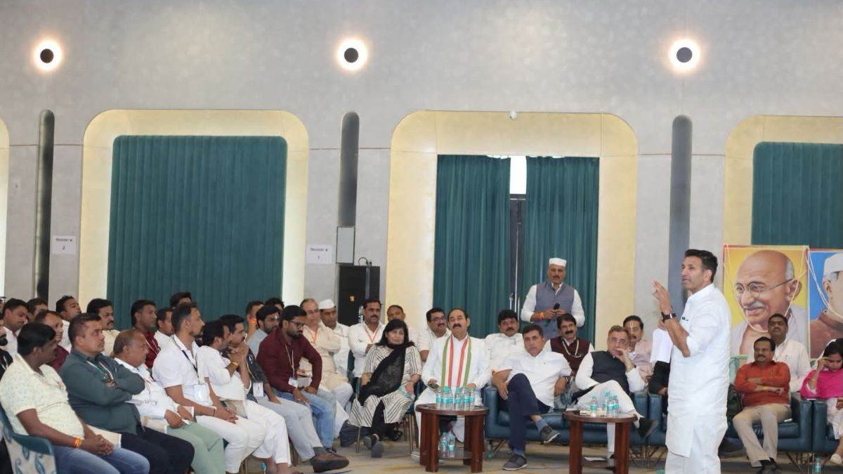 ‘जो नेता कांग्रेस छोड़कर गए, वो आज आज बीजेपी में हाशिए पर’, पदाधिकारियों से बोले प्रदेश अध्यक्ष जीतू पटवारी ‘जो नेता कांग्रेस छोड़कर गए, वो आज आज बीजेपी में हाशिए पर’, पदाधिकारियों से बोले प्रदेश अध्यक्ष जीतू पटवारी