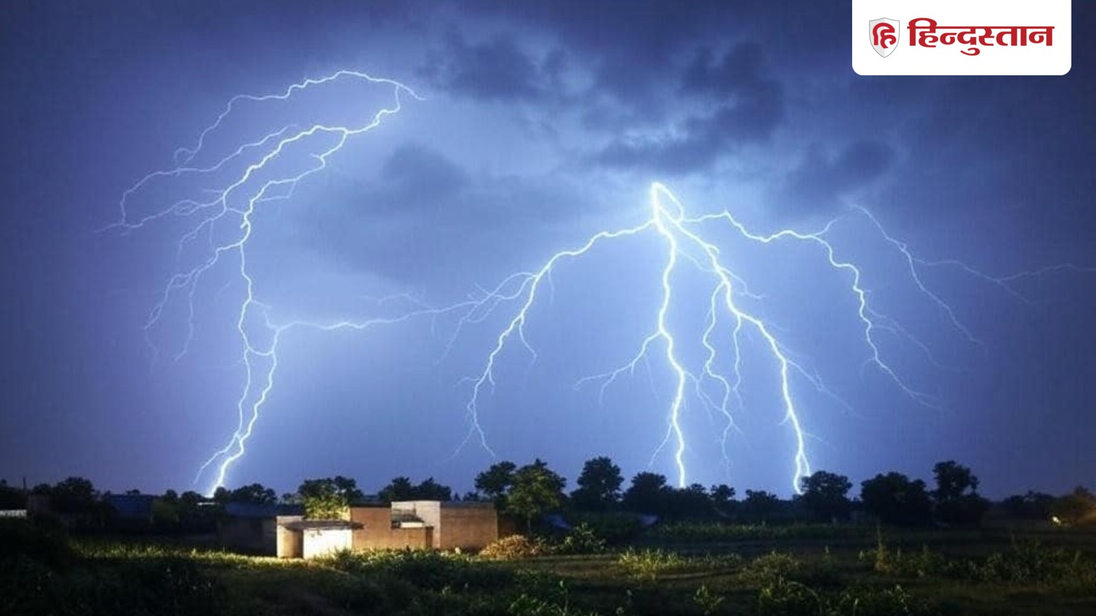 बिहार में खराब मौसम से 13 लोगों की मौत, नवादा में एक साथ 4 पर गिरी बिजली, बांका में 5 मरे बिहार में खराब मौसम से 13 लोगों की मौत, नवादा में एक साथ 4 पर गिरी बिजली, बांका में 5 मरे