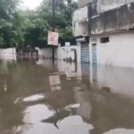 रीवा में बाढ़ के हालातः BJP विधायक का घर जलमग्न, 24 घंटे से बाहर नहीं आ पाए | Rewa Heavy Rain Bjp Mla Nagendra Singh House Flooded Madhya Pradesh