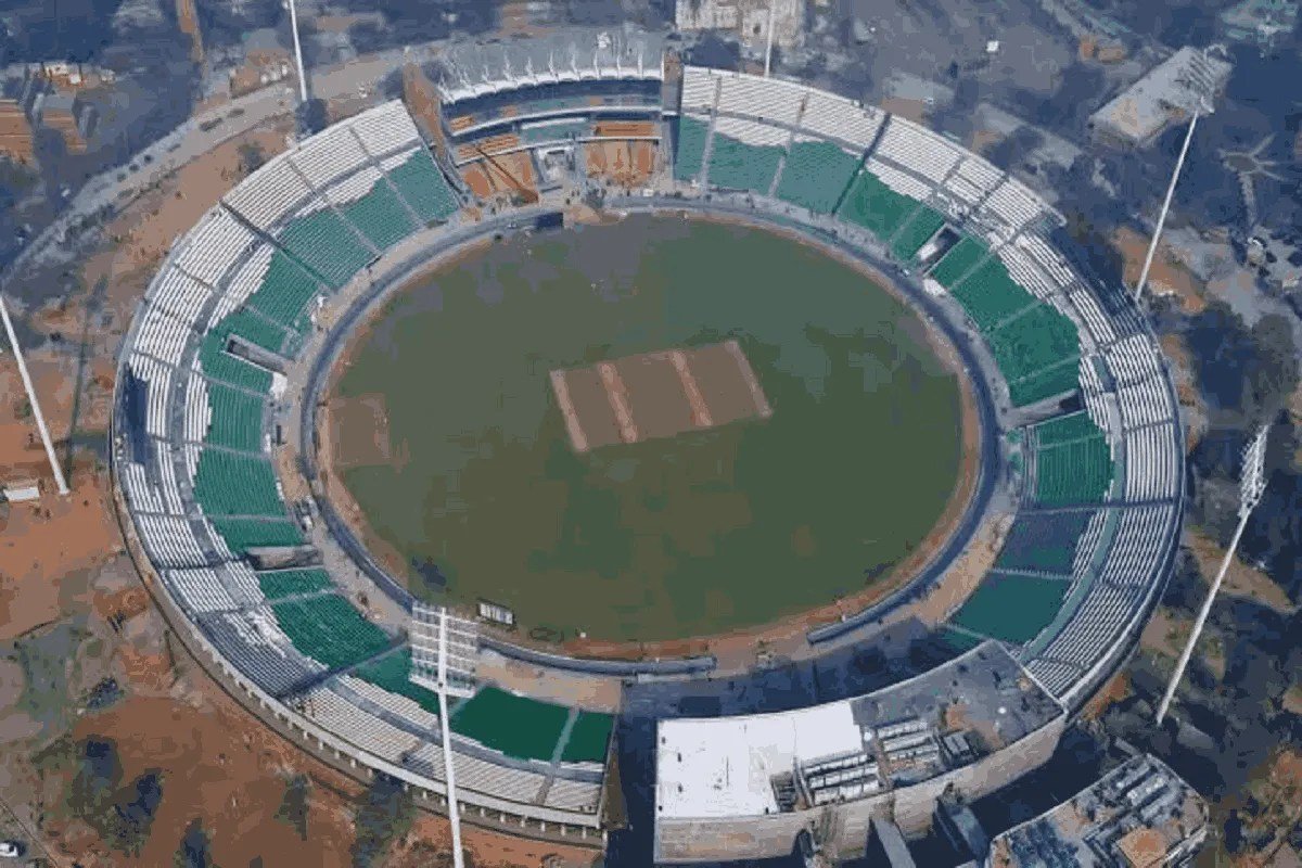 लाहोर के गद्दाफी स्टेडियम से ICC ने हटाया ‘डिमेरिट अंक’, मैच रेफरी पर लगा दिशानिर्देशों सही ढंग से पालन नहीं करने का आरोप लाहोर के गद्दाफी स्टेडियम से ICC ने हटाया ‘डिमेरिट अंक’, मैच रेफरी पर लगा दिशानिर्देशों सही ढंग से पालन नहीं करने का आरोप
