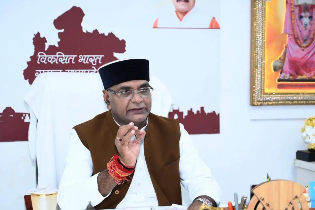 BRICS समिट के डिनर मेन्यू पर सियासत तेज, राहुल गांधी के तंज पर एमपी के मंत्री विश्वास सारंग का पलटवार | Vishvas Sarang Statement At Rahul Gandhi Jibe On Brics Summit Dinner Menu BRICS समिट के डिनर मेन्यू पर सियासत तेज, राहुल गांधी के तंज पर एमपी के मंत्री विश्वास सारंग का पलटवार | Vishvas Sarang Statement At Rahul Gandhi Jibe On Brics Summit Dinner Menu