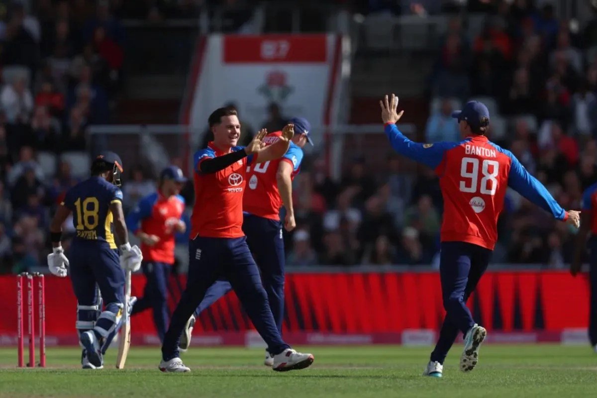 ENG vs SL 3rd T20: इंग्लैंड ने 58 गेंदों पर दर्ज की तूफानी जीत, सीरीज भी 3-0 से जीती, श्रीलंका के नाम दर्ज हुआ अनचाहा रिकॉर्ड ENG vs SL 3rd T20: इंग्लैंड ने 58 गेंदों पर दर्ज की तूफानी जीत, सीरीज भी 3-0 से जीती, श्रीलंका के नाम दर्ज हुआ अनचाहा रिकॉर्ड