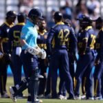 ENG vs SL: श्रीलंकाई गेंदबाजों ने किया कमाल, पहले वनडे में इंग्लैंड को सिर्फ 265 के स्कोर पर समेटा