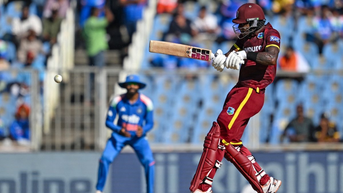 IND vs WI ODI सीरीज के बीच आई बुरी खबर, पहले मैच में शतक ठोकने वाले जस्टिन ग्रीव्स हुए बाहर