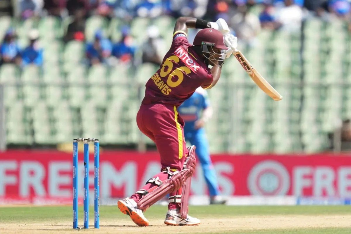 IND vs WI: वेस्टइंडीज ने पहले ही ODI रचा इतिहास, 24 साल बाद भारत की सरजमीं पर किया कमाल IND vs WI: वेस्टइंडीज ने पहले ही ODI रचा इतिहास, 24 साल बाद भारत की सरजमीं पर किया कमाल