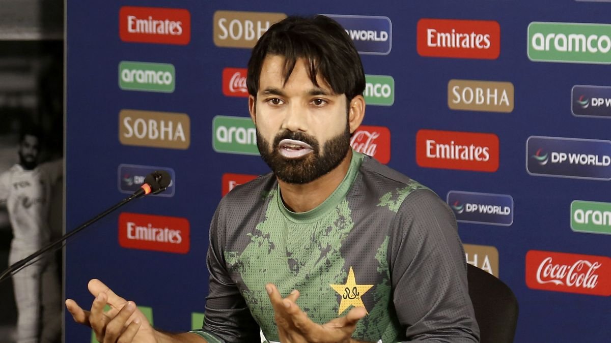 PCB का बड़ा एक्शन, सट्टेबाजी केस में घिरे मोहम्मद रिजवान, अब मीडिया के सामने बोलने पर लगा बैन PCB का बड़ा एक्शन, सट्टेबाजी केस में घिरे मोहम्मद रिजवान, अब मीडिया के सामने बोलने पर लगा बैन