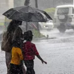 UP Rain: नेपाल सीमा से सटे इलाकों में अगले तीन दिन भारी बारिश के आसार, 8 जिलों में ऑरेंज अलर्ट
