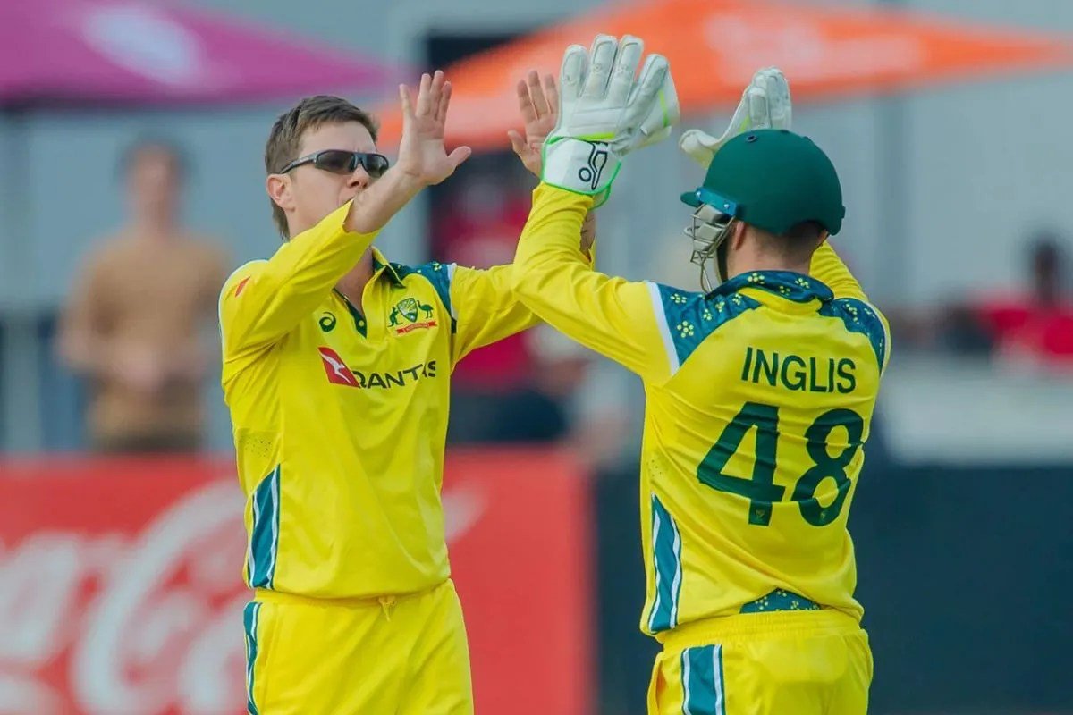 Zim vs Aus: ऑस्ट्रेलिया ने दूसरे ODI में जिम्बाब्वे को 84 रन से रौंदा, सीरीज पर भी 2-0 से किया कब्जा Zim vs Aus: ऑस्ट्रेलिया ने दूसरे ODI में जिम्बाब्वे को 84 रन से रौंदा, सीरीज पर भी 2-0 से किया कब्जा
