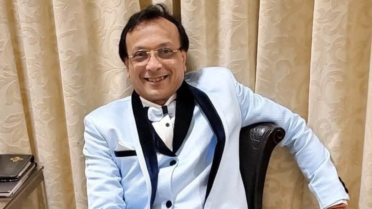 इंदौर के बिल्डर बंटी नागर की मौत का राज मोबाइल में बंद, तीन कर्मचारियों से पूछताछ इंदौर के बिल्डर बंटी नागर की मौत का राज मोबाइल में बंद, तीन कर्मचारियों से पूछताछ