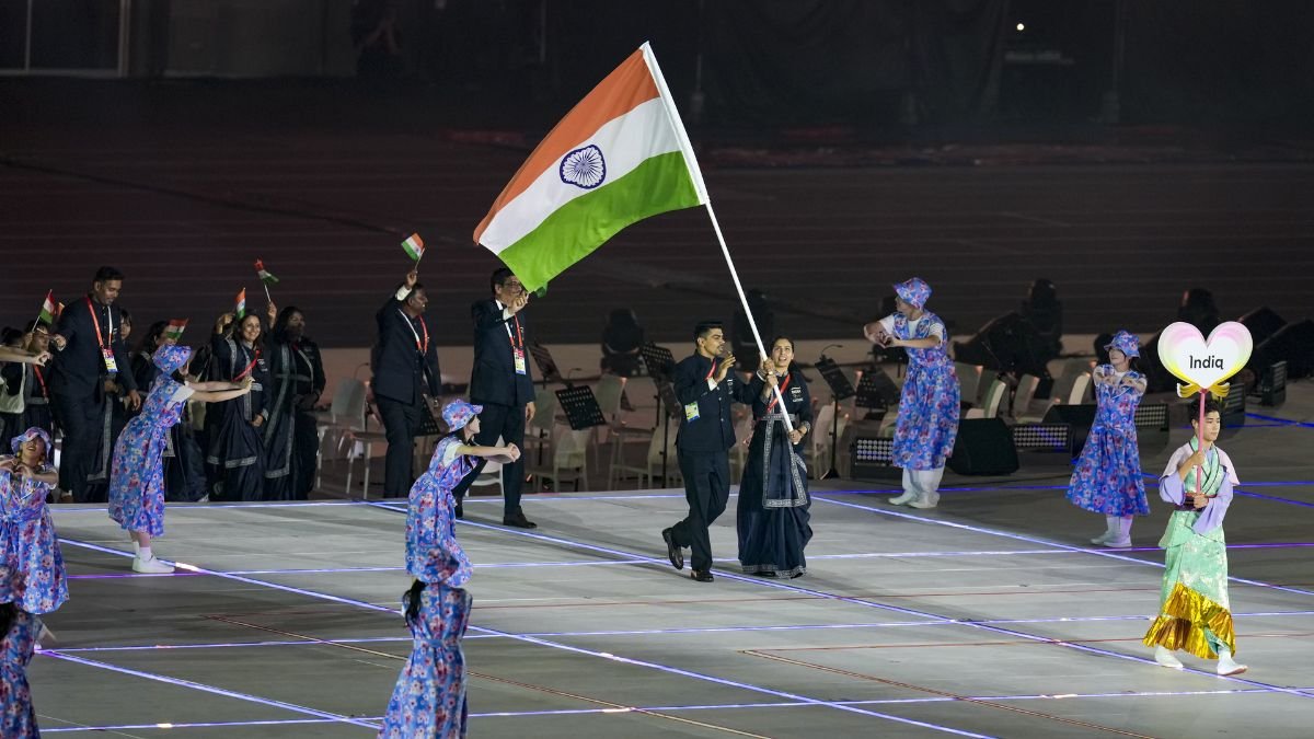 जापान में एशियन गेम्स 2026 का धमाकेदार आगाज, ओपनिंग सेरेमनी में मनु भाकर-पवन सहरावत ने लहराया तिरंगा जापान में एशियन गेम्स 2026 का धमाकेदार आगाज, ओपनिंग सेरेमनी में मनु भाकर-पवन सहरावत ने लहराया तिरंगा
