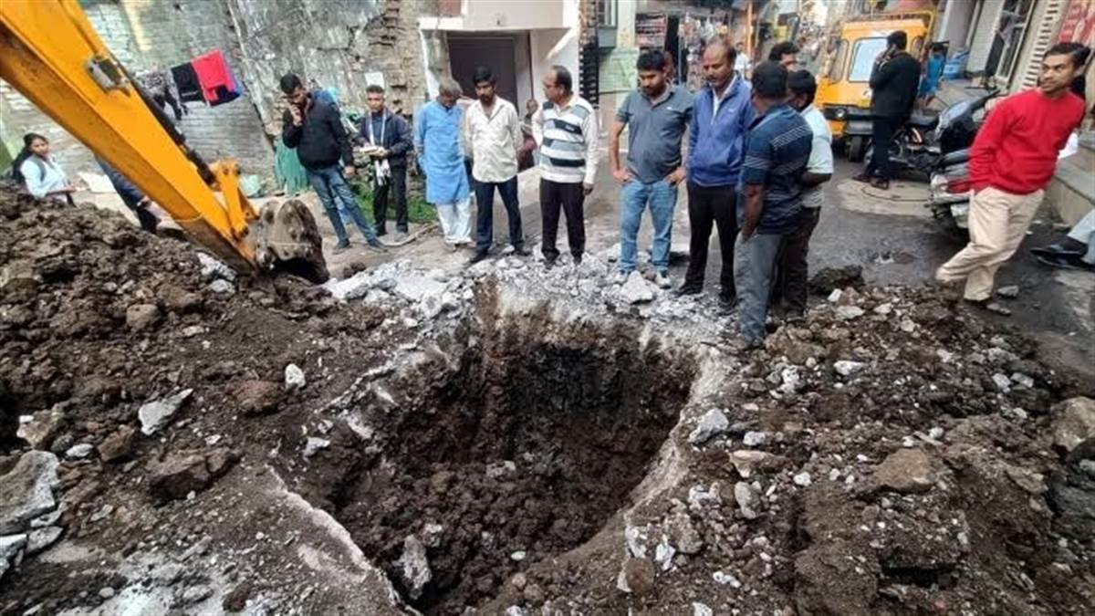 भागीरथपुरा कांड : एक अधिकारी नहीं, पूरी व्यवस्था ही ‘दूषित’, तीन दशक पुरानी सीवर-पानी व्यवस्था से लेकर पाइप लाइन बदलने तक कई स्तरों पर चूक