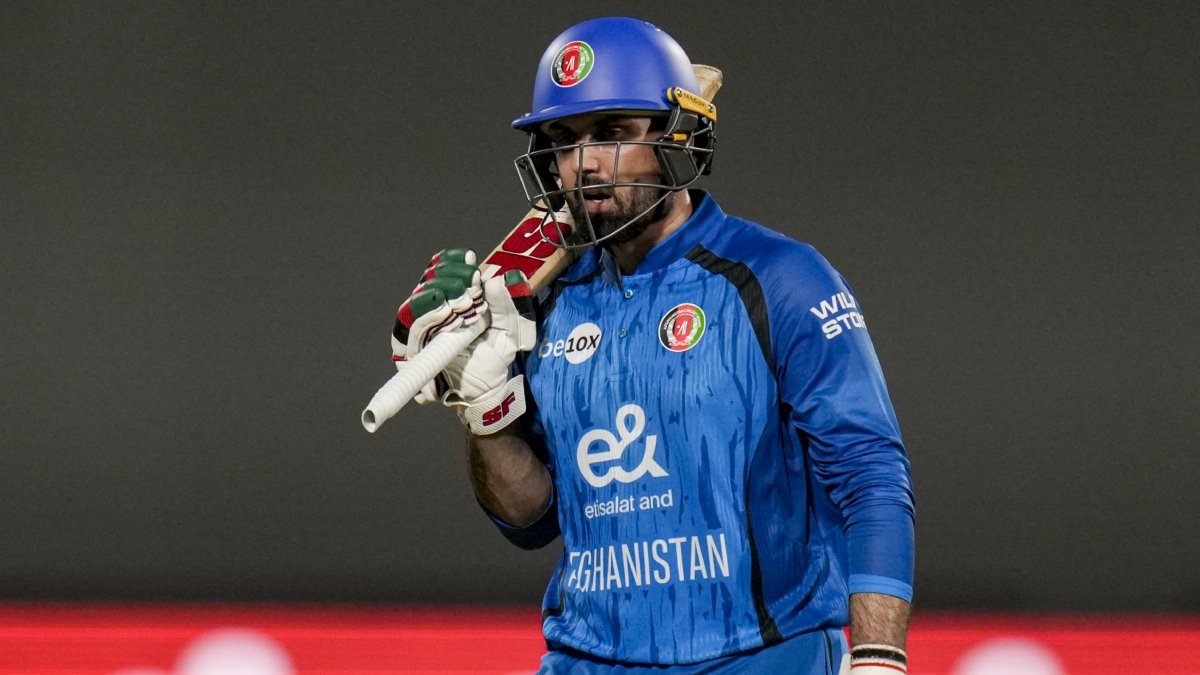 मोहम्मद नबी ने T20I में हासिल की बड़ी उपलब्धि, अफगानिस्तान के लिए ऐसा डबल कारनामा करने वाले बने पहले खिलाड़ी मोहम्मद नबी ने T20I में हासिल की बड़ी उपलब्धि, अफगानिस्तान के लिए ऐसा डबल कारनामा करने वाले बने पहले खिलाड़ी