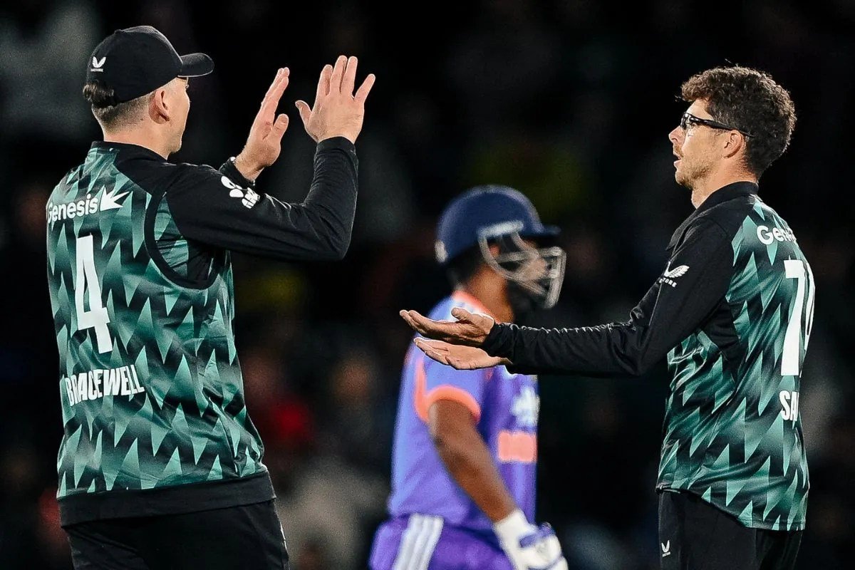 IND vs NZ: न्यूजीलैंड के इस बॉलर ने उड़ाई भारतीय बल्लेबाजों की नींद! एक विकेट लेते ही बना डालेंगे वर्ल्ड रिकॉर्ड IND vs NZ: न्यूजीलैंड के इस बॉलर ने उड़ाई भारतीय बल्लेबाजों की नींद! एक विकेट लेते ही बना डालेंगे वर्ल्ड रिकॉर्ड
