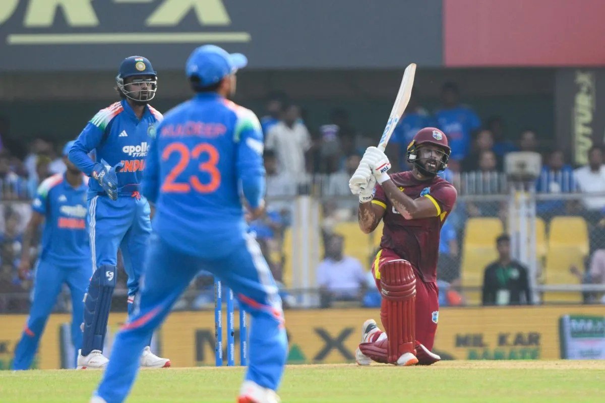 IND vs WI 3rd ODI: 400 रन लुटाने वाले गेंदबाजी आक्रमण में बदलाव करेगी टीम इंडिया? जानें किसका कट सकता है पत्ता