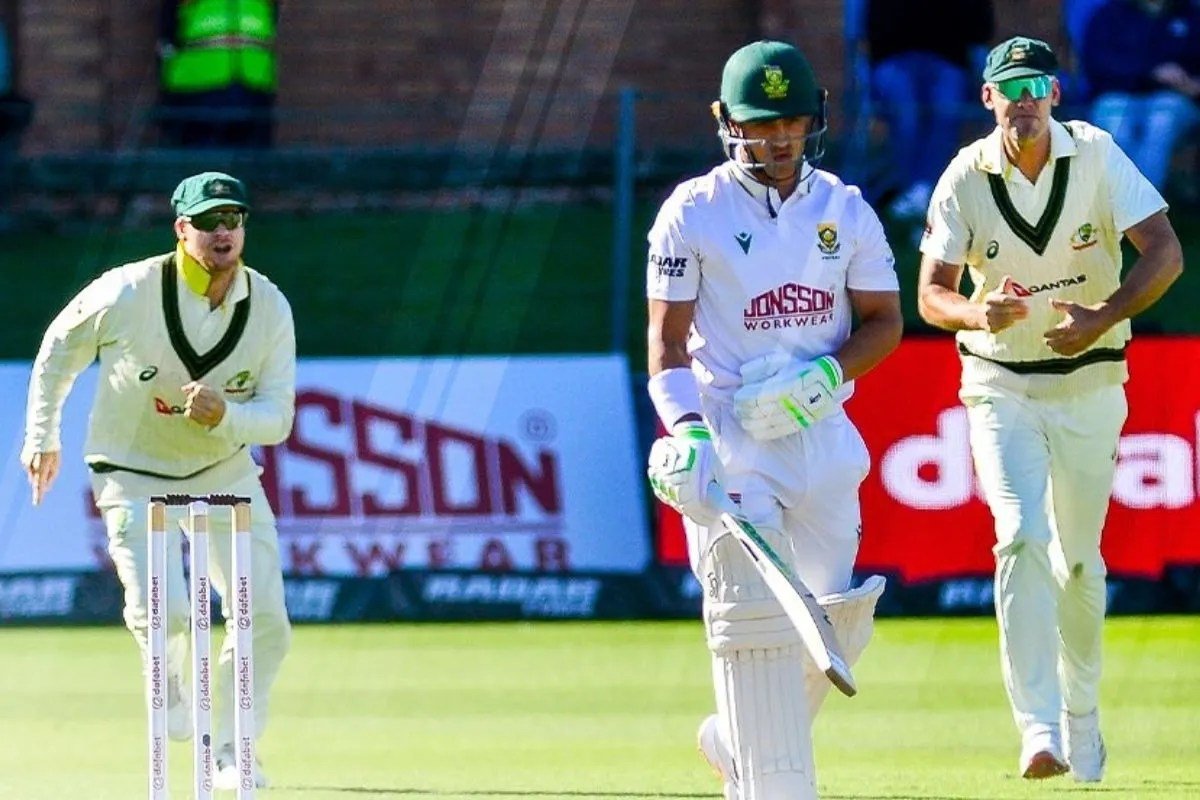 SA vs AUS 2nd Test: स्कॉट बोलैंड की आंधी में उड़ी साउथ अफ्रीका की आधी टीम, उसी पिच पर विकेट के लिए तरसे पैट कमिंस