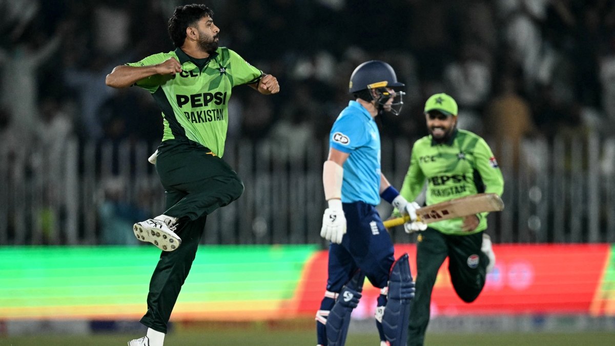पाकिस्तान के स्टार तेज गेंदबाज हारिस रऊफ पर गिरी ICC की गाज, इंग्लैंड का भी हुआ बड़ा नुकसान